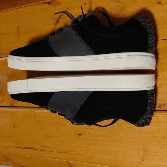 TED BAKER MEN'S DANNEZ TWO-TONE SUEDE LACE UP SNEAKER - Picture 4 of 15